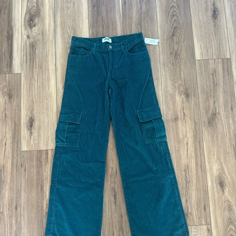 RSQ womens cord Cargo Pants size 27 NWT